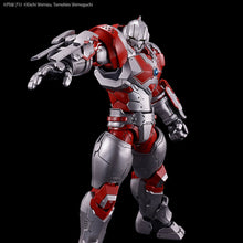Load image into Gallery viewer, Figure-rise Standard Ultraman Suit JACK -Action-
