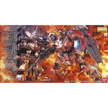 Load image into Gallery viewer, MG 1/100 UNICORN GUNDAM ANIME W/CAGE
