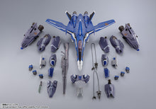 Load image into Gallery viewer, DX CHOGOKIN VF-25G SUPER MESSIAH VALKYRIE (Michael Blanc&#39;s Fighter) Revival Ver.
