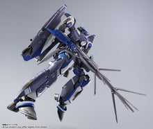 Load image into Gallery viewer, DX CHOGOKIN VF-25G SUPER MESSIAH VALKYRIE (Michael Blanc&#39;s Fighter) Revival Ver.
