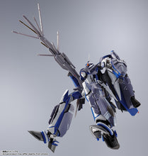 Load image into Gallery viewer, DX CHOGOKIN VF-25G SUPER MESSIAH VALKYRIE (Michael Blanc&#39;s Fighter) Revival Ver.
