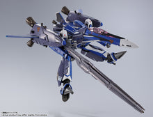 Load image into Gallery viewer, DX CHOGOKIN VF-25G SUPER MESSIAH VALKYRIE (Michael Blanc&#39;s Fighter) Revival Ver.
