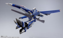 Load image into Gallery viewer, DX CHOGOKIN VF-25G SUPER MESSIAH VALKYRIE (Michael Blanc&#39;s Fighter) Revival Ver.
