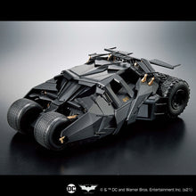 Load image into Gallery viewer, 1/35 SCALE MODEL KIT BATMOBILE (BATMAN BEGINS VER.)

