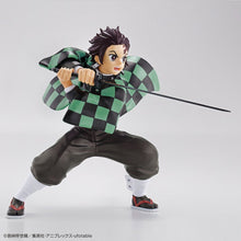 Load image into Gallery viewer, DEMON SLAYER MODEL KIT KAMADO TANJIRO

