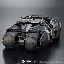 Load image into Gallery viewer, 1/35 SCALE MODEL KIT BATMOBILE (BATMAN BEGINS VER.)
