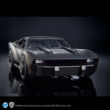 Load image into Gallery viewer, 1/35 SCALE MODEL KIT BATMOBILE (THE BATMAN VER.)
