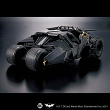Load image into Gallery viewer, 1/35 SCALE MODEL KIT BATMOBILE (BATMAN BEGINS VER.)
