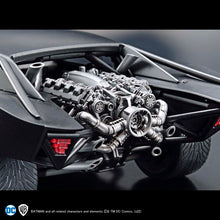 Load image into Gallery viewer, 1/35 SCALE MODEL KIT BATMOBILE (THE BATMAN VER.)
