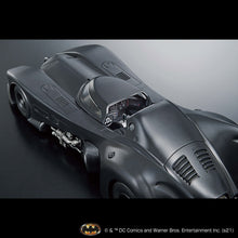 Load image into Gallery viewer, 1/35 SCALE MODEL KIT BATMOBILE (BATMAN VER.)
