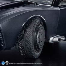 Load image into Gallery viewer, 1/35 SCALE MODEL KIT BATMOBILE (THE BATMAN VER.)

