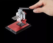 Load image into Gallery viewer, DSPIAE AT-TV Omni-Directional Table Top Vise
